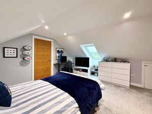 Photo 24- click for photo gallery